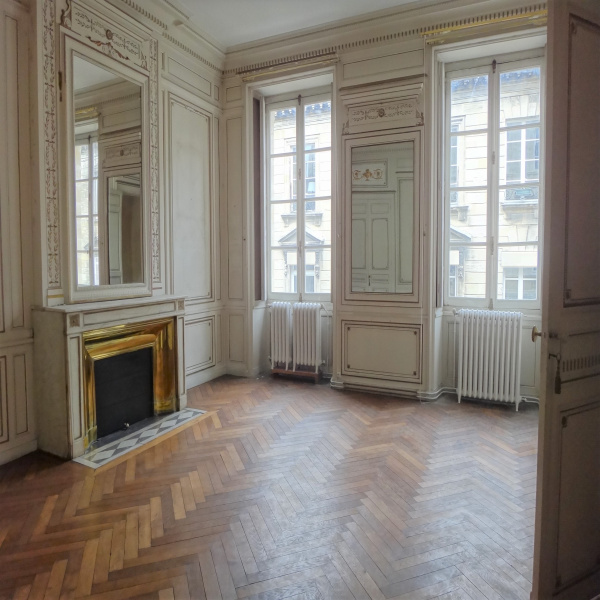 Offres de vente Immeuble Bordeaux 33000